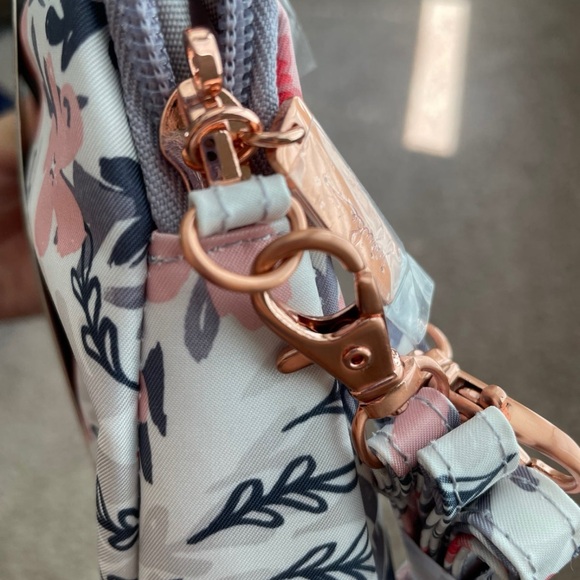 Ju-Ju-Be Be Set in Sakura Swirls - Picture 3 of 4